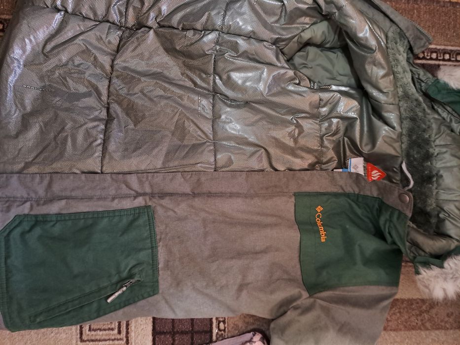 Продам курточку Колумбія.Оригінал