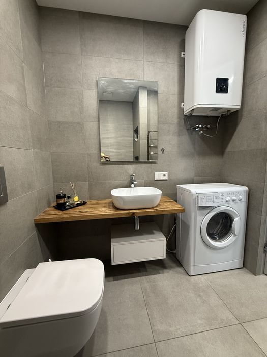 Продам люкс 3к 88м2 центр міста Срарокозацька