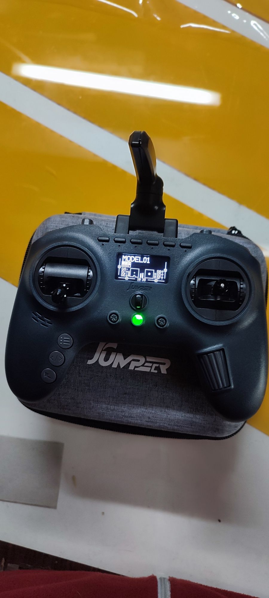 Jumper T-Pro v2 ELRS 915 Mhz 1000mW +подарунок акуми 18650