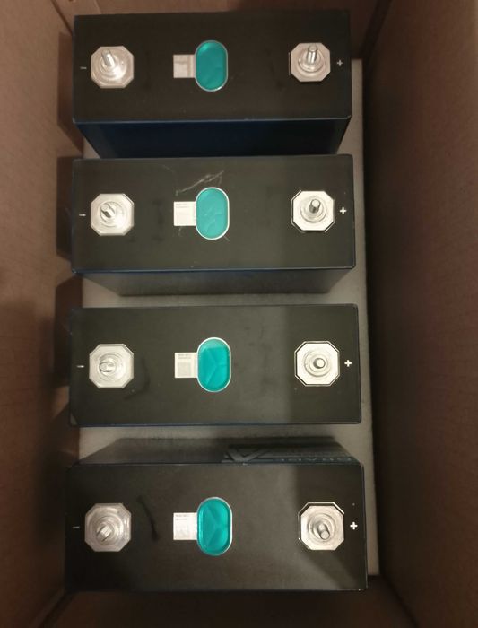 Lifepo4 Ogniwa 3,2v EVE V3 280ah lub 314ah BMS 200A