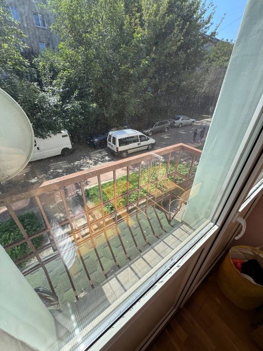 Кімната на підселення для дівчини