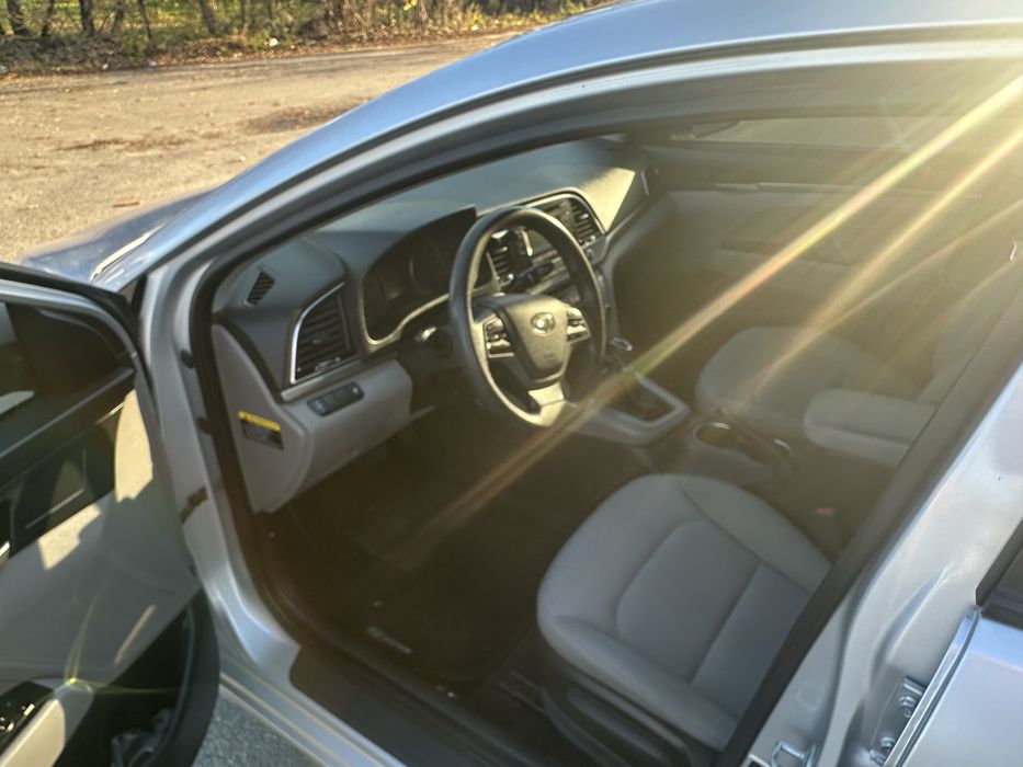 Hyundai Elantra 2016 2.0 акпп