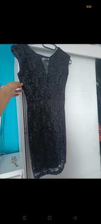 Sukienka czarna  cekinowa