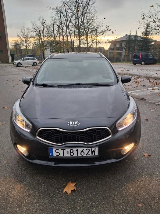 Kia Ceed 1.6 BENZYNA business line.LED NAVI KAMERA Tylko do 15 grudnia