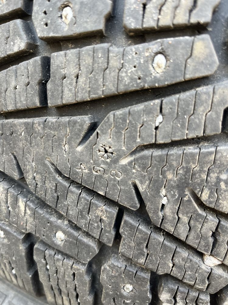 Шини Nokian 255/55 R19 4 шт, 8 мм.