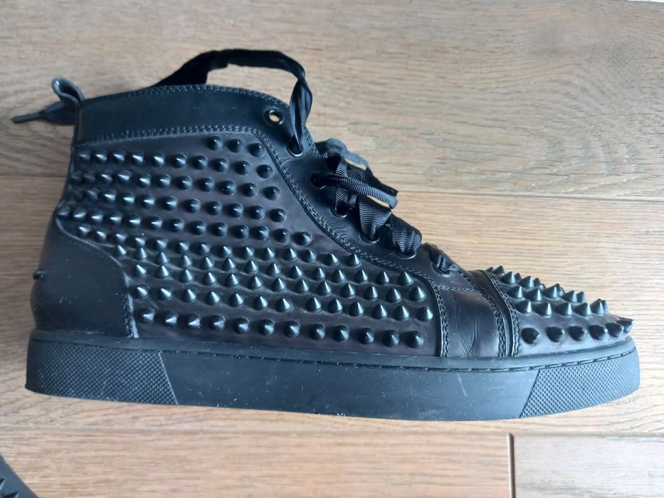 Buty Buty sneakersy Louboutin 41 z ćwiekami Skóra naturalna