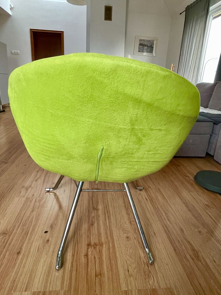 Fotel  zielony ozdobny