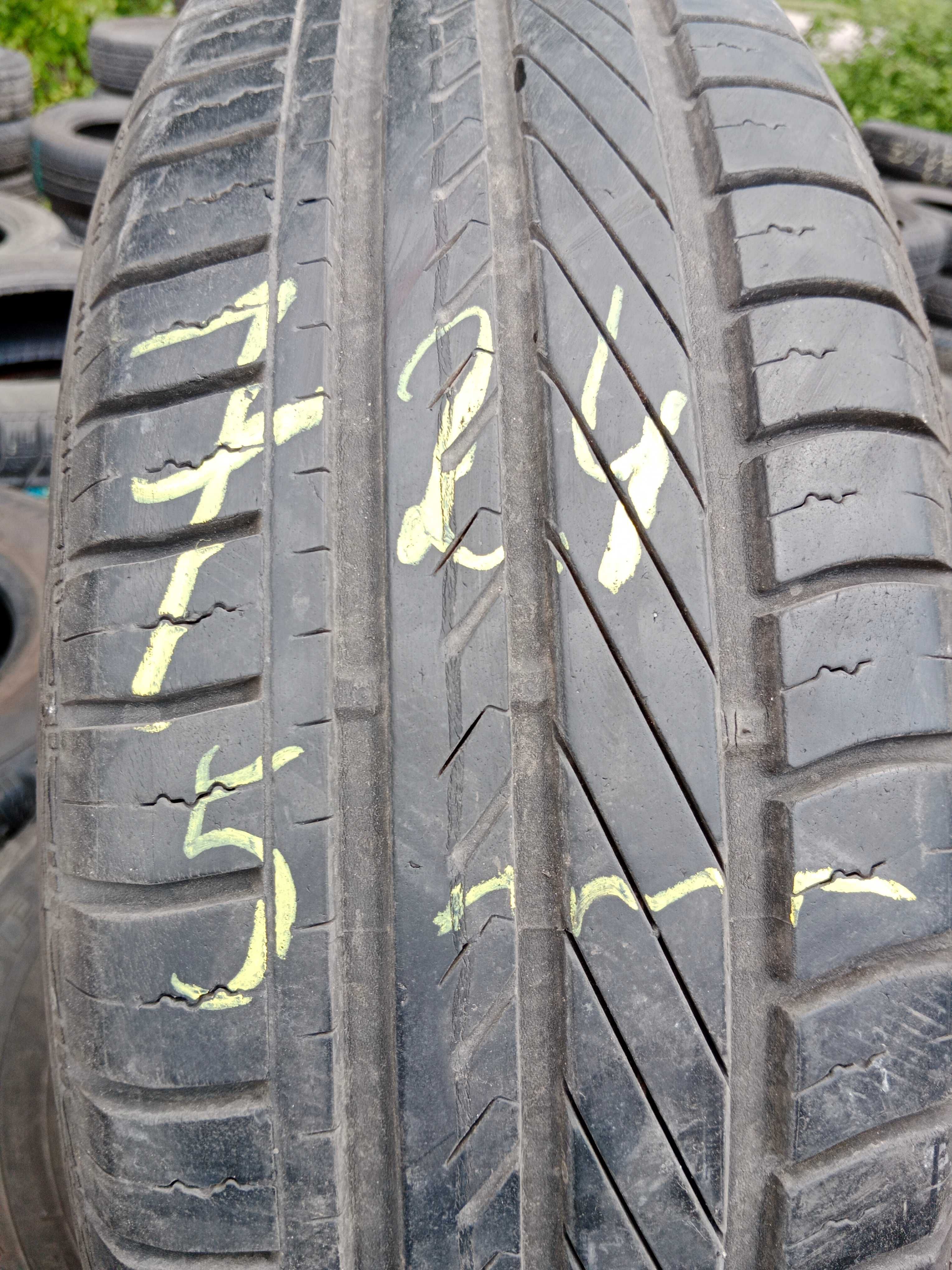Opona używana letnia 175/65R14 Goodyear Dura Grip 1szt.