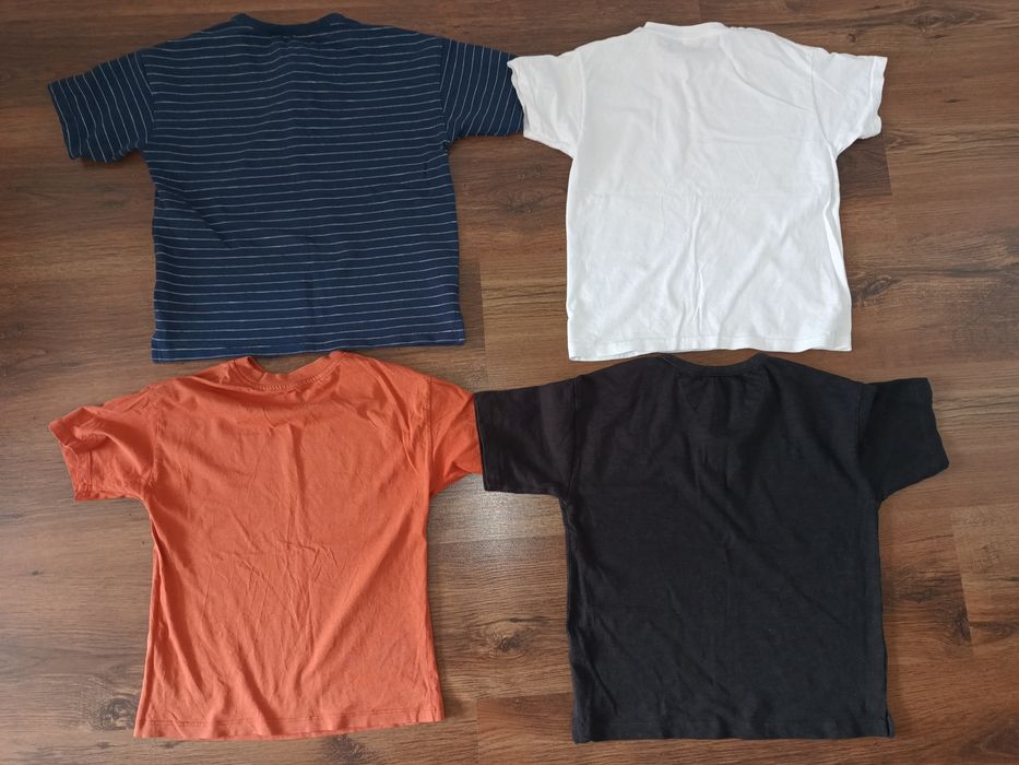Zara zestaw 4 t-shirtów rozmiar 130 na 7-8 lat.