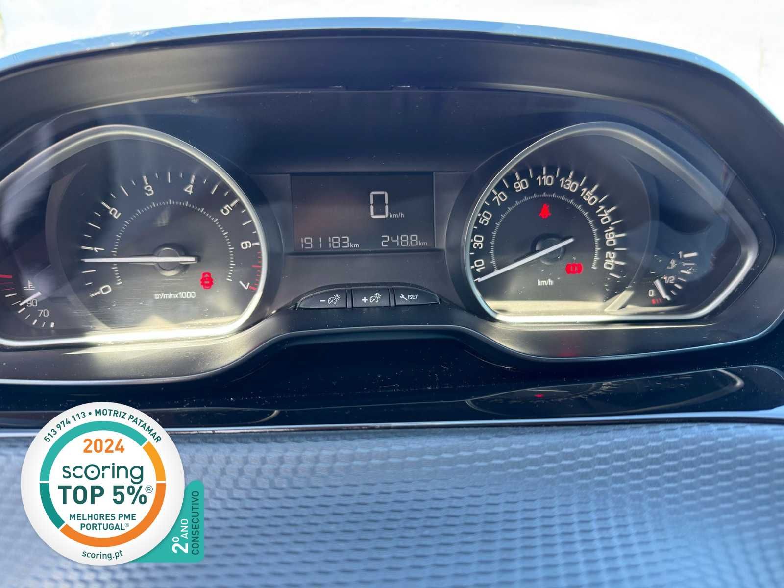 Peugeot 2008 1.2 a Gasolina