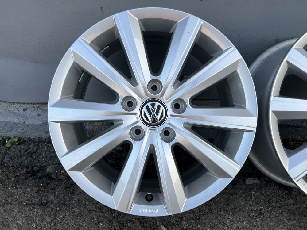Два нових оригінальні диски Volkswagen r17 5*120 T6 T7