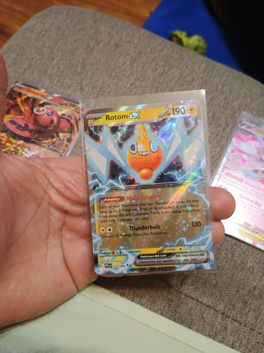 Pokemon zestaw 4 kart