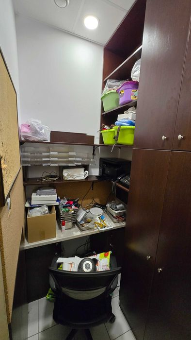 Wyposażenie sklepu mięsnego - chłodziarki, krajalnice, wagi, meble