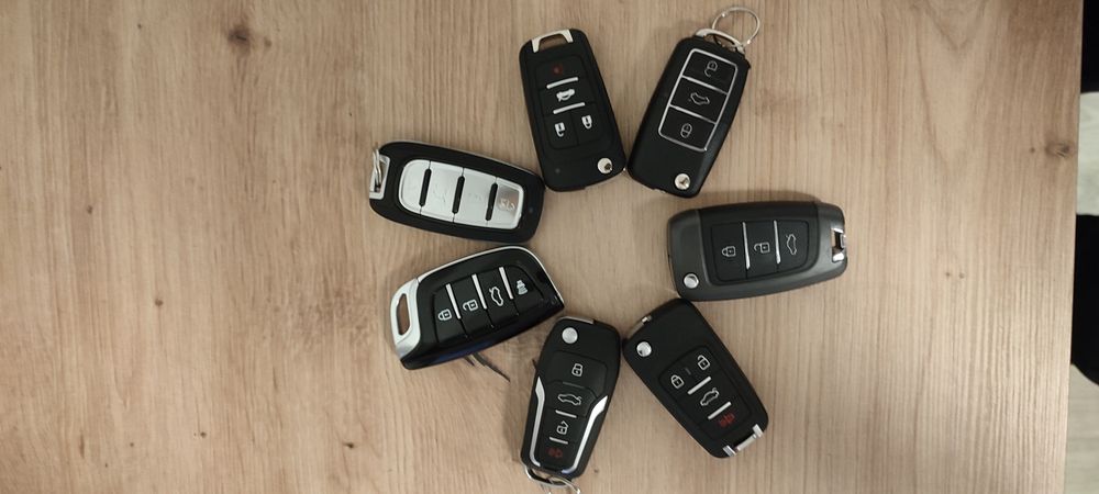 Вскрытие замков — авто, квартиры, сейфы