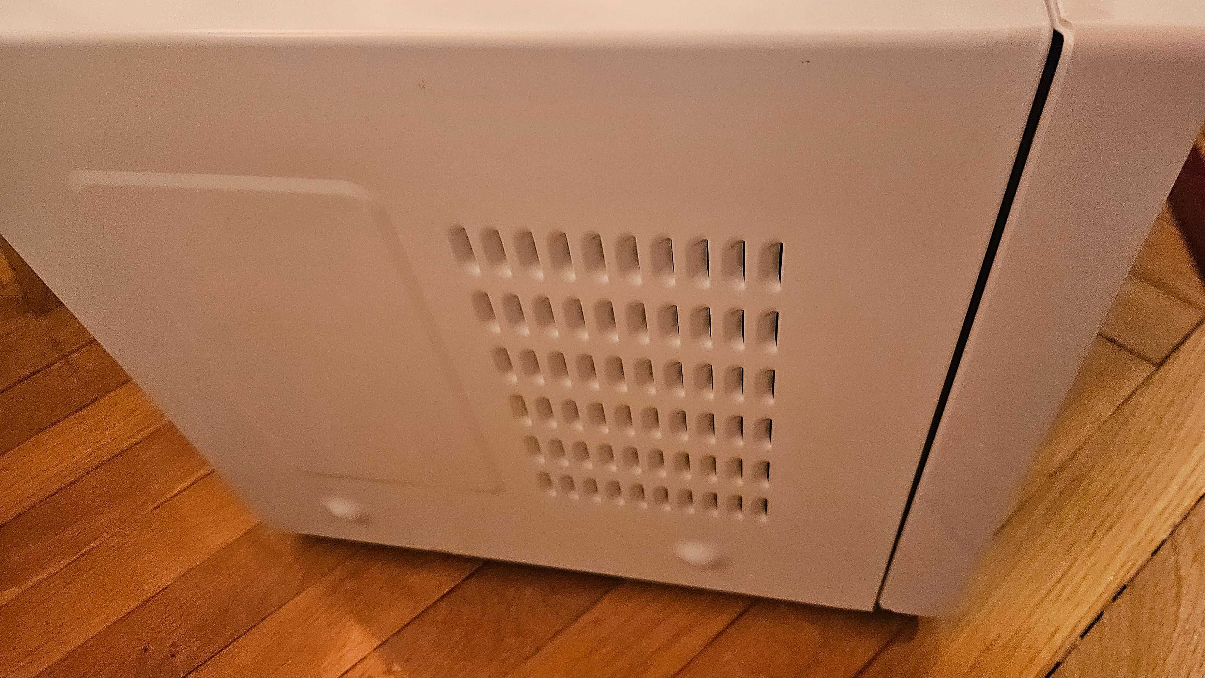 Panasonic NN-GT45 inwerterowa kuchenka mikrofalowa z grillem 1000W