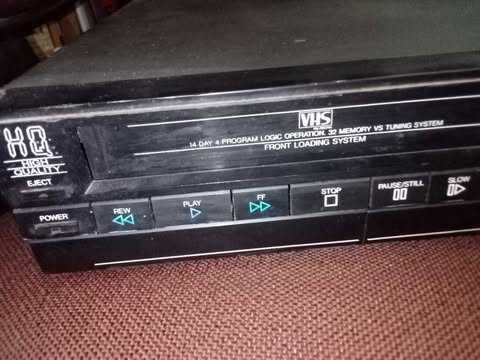 Leitor de VHS marca TEC
