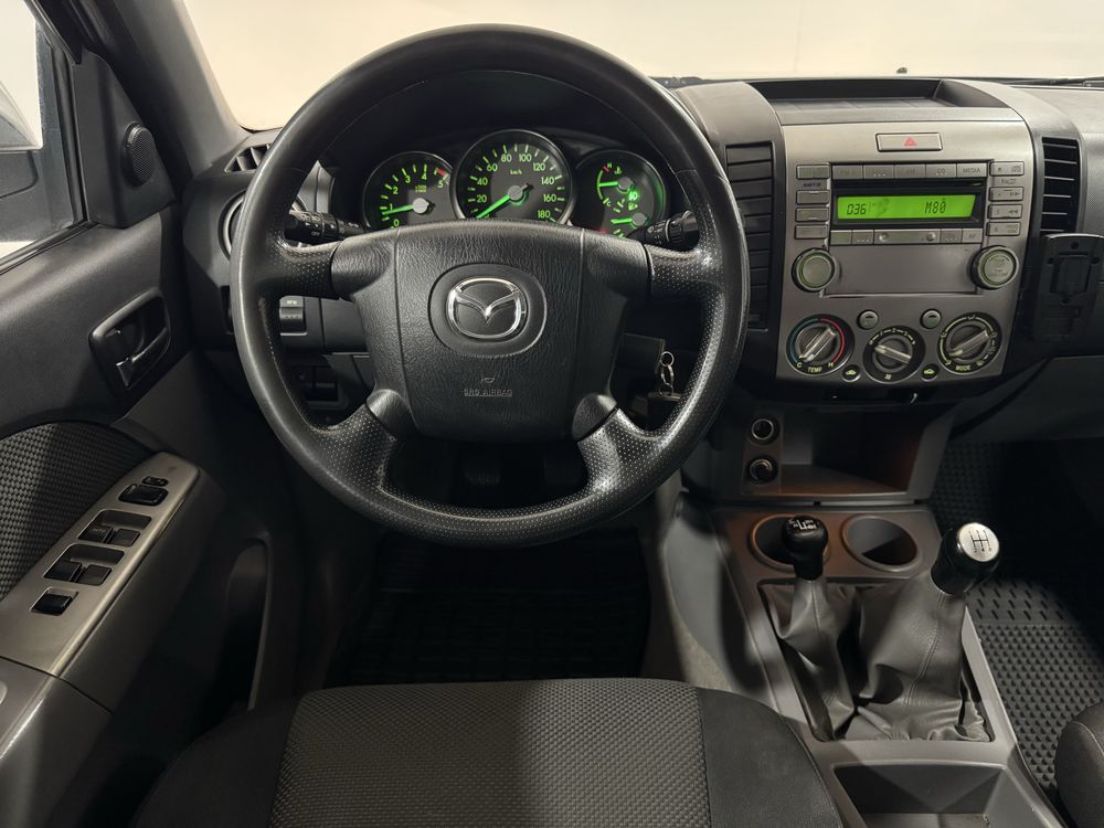 Mazda BT50 2.5 4*4 5 lugares
