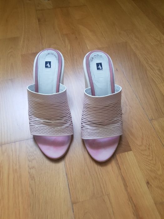 Продам мюлі розмір 39