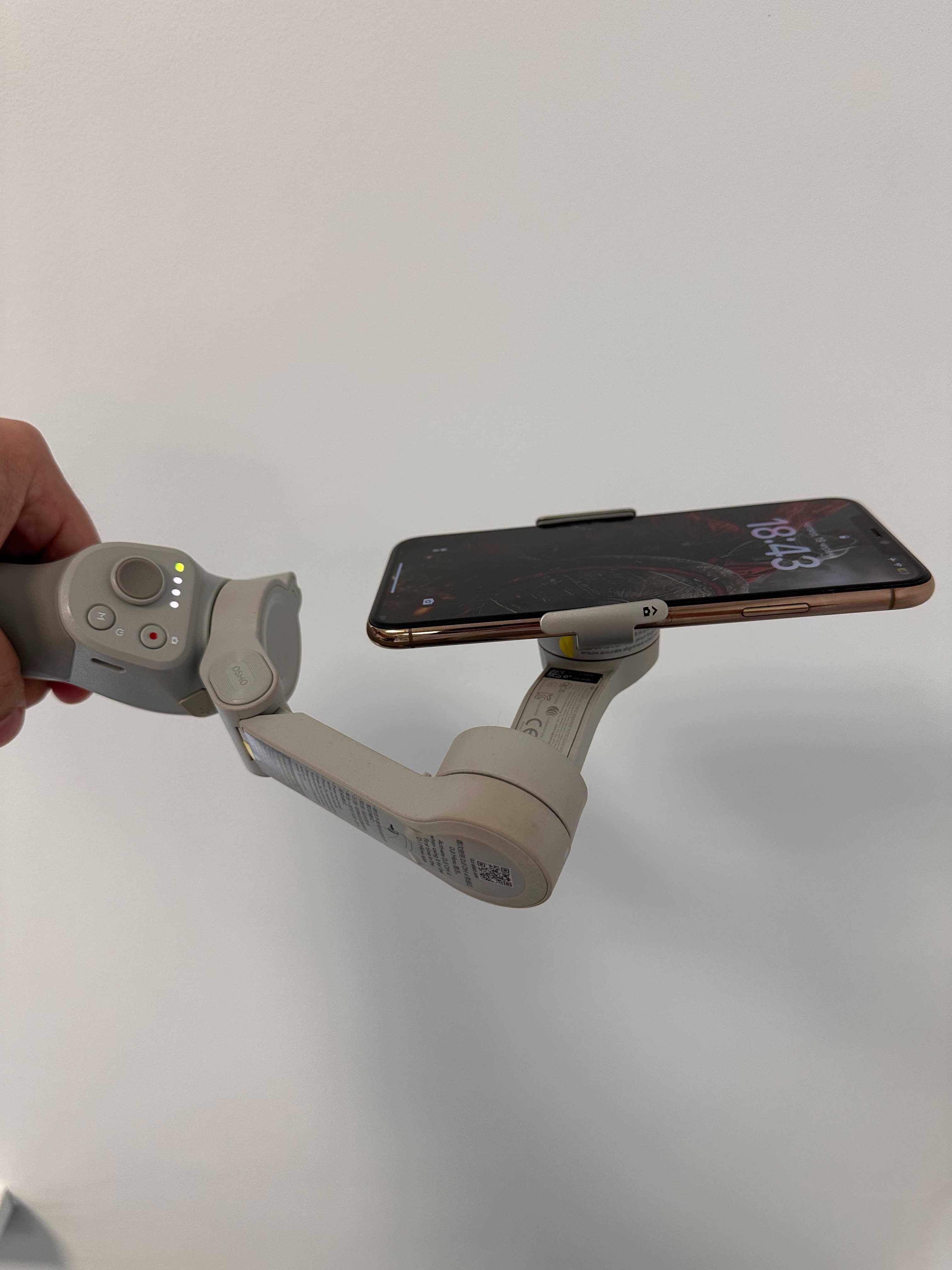 Apple iPhone 11 Pro Max Gold ( 256gb ) + Стабілізатор DJI OM 4