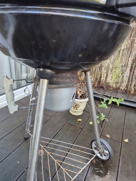 Grill węglowy używany