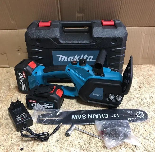 Акумуляторна пила 6 Ампер 30 см стріла .Удобна!