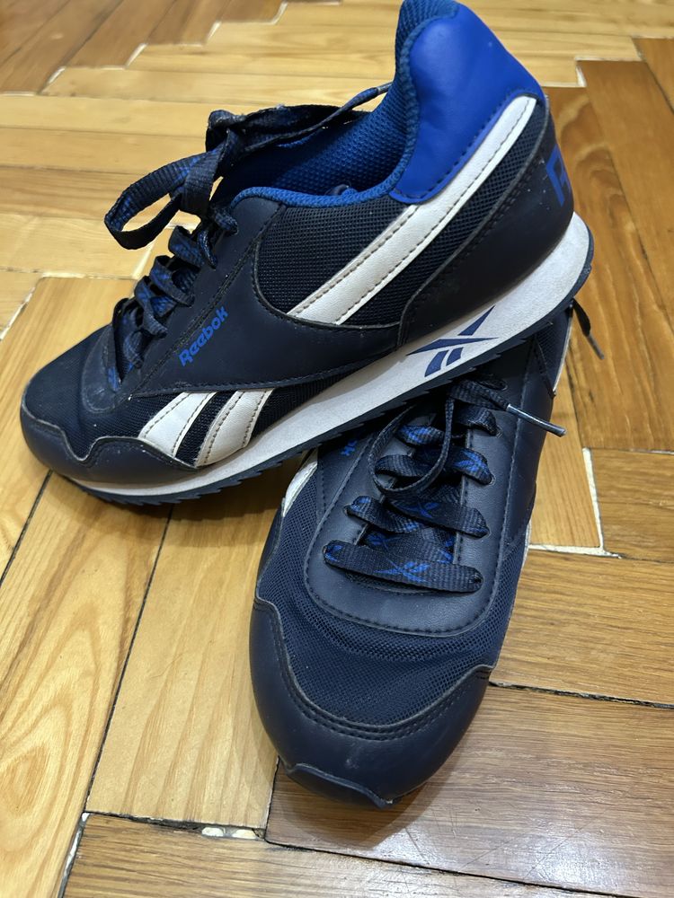 Детские кроссовки Reebok Royal Cljog 3.0
