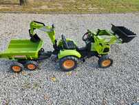 Duży traktor na pedały dla dzieci CLAAS