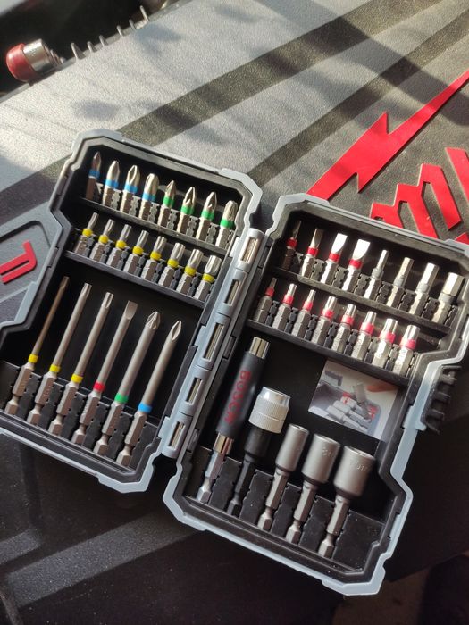 Zestaw bitów Bosch 43 elementy nie milwaukee Makita DeWalt