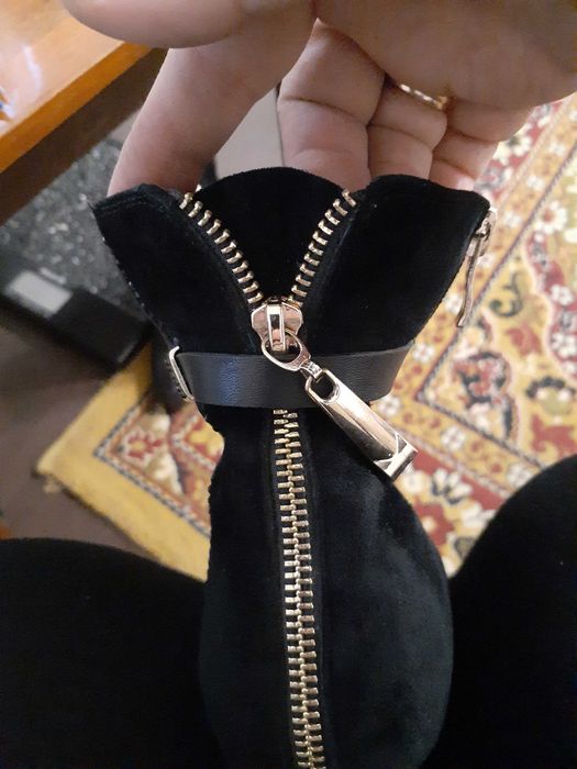 Продам ботильйоны кожа