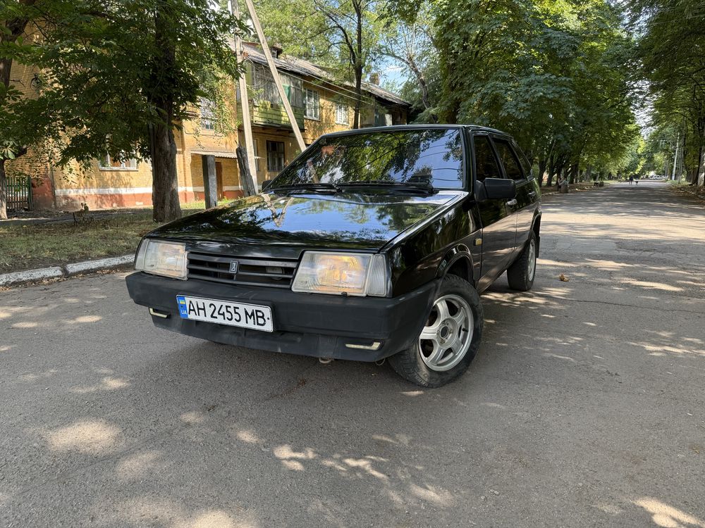 Продам ВАЗ 2109 инжектор ,  газ , бензин.