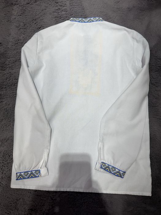 Вишиванка на хлопчика 10-11 років.