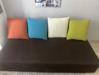 Duża , rozkladana sofa
