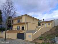 Casa / Villa T5 em São Pedro de Agostém de 322,00 m2