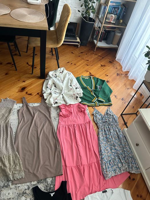 Paka ubrań damskich