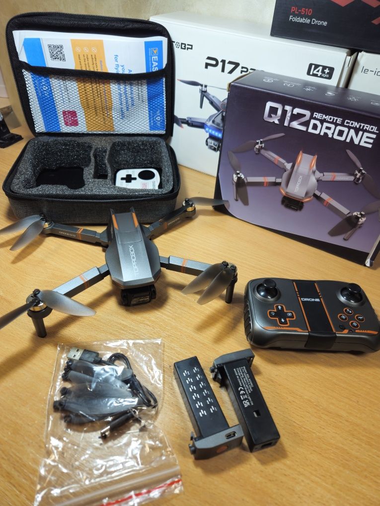 Дрон без щіток із регульованою камерою 4K