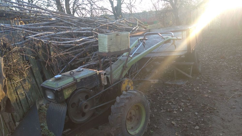 Продам Мотоблок 10л.с з комплектом