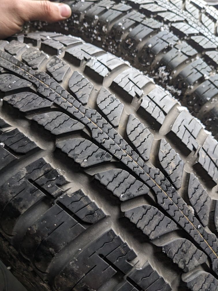 205/60R15 Nexen всесезон