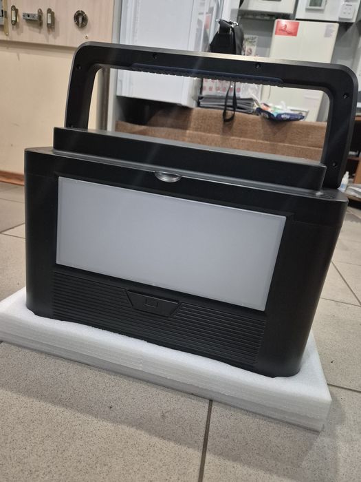 Портативна зарядна станція Velmax