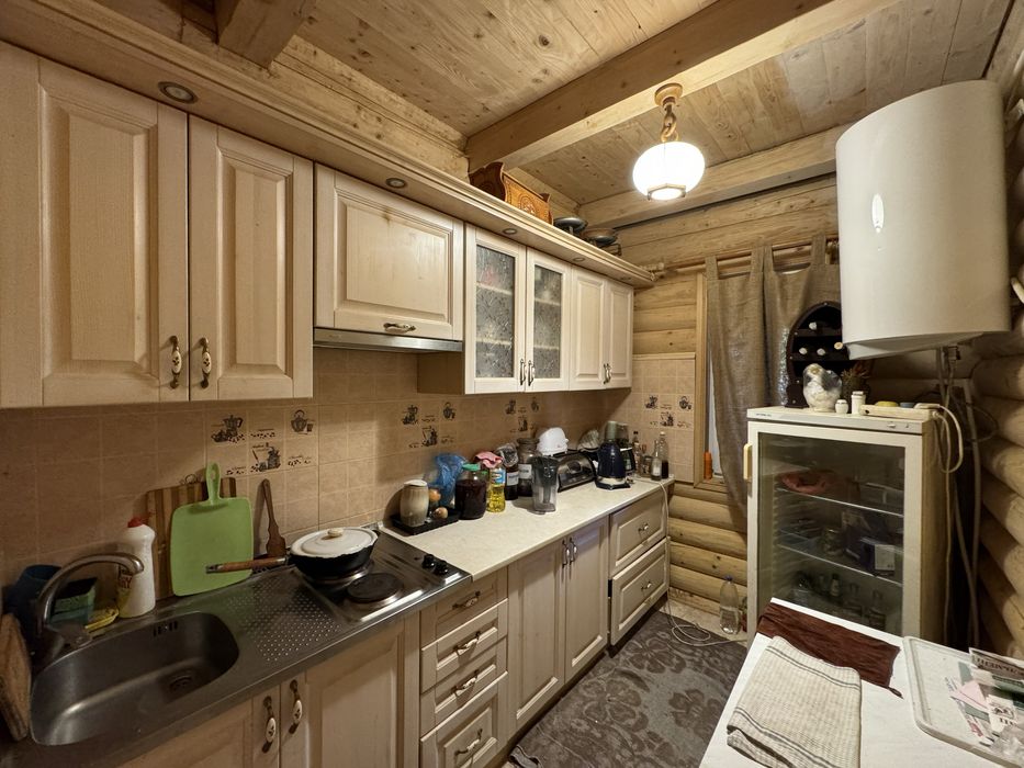 Продам будинок у с. Східниці