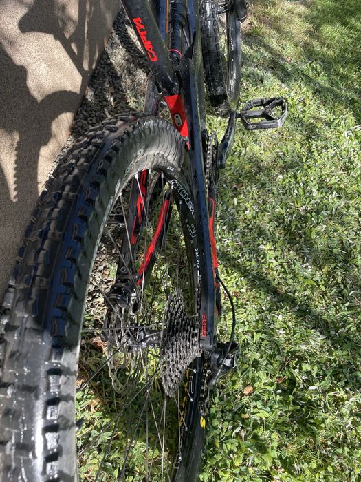Slopeduro yt capra M 27,5