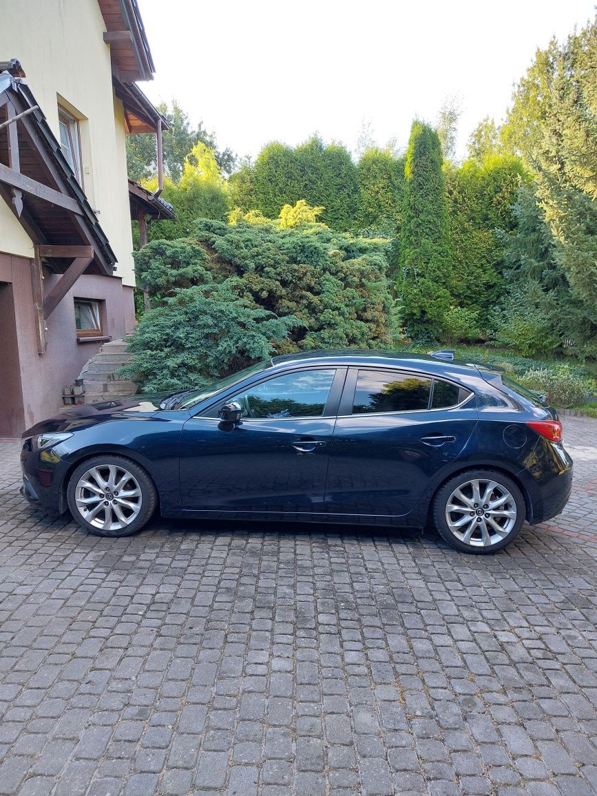 Mazda 3 skyactive 2.0