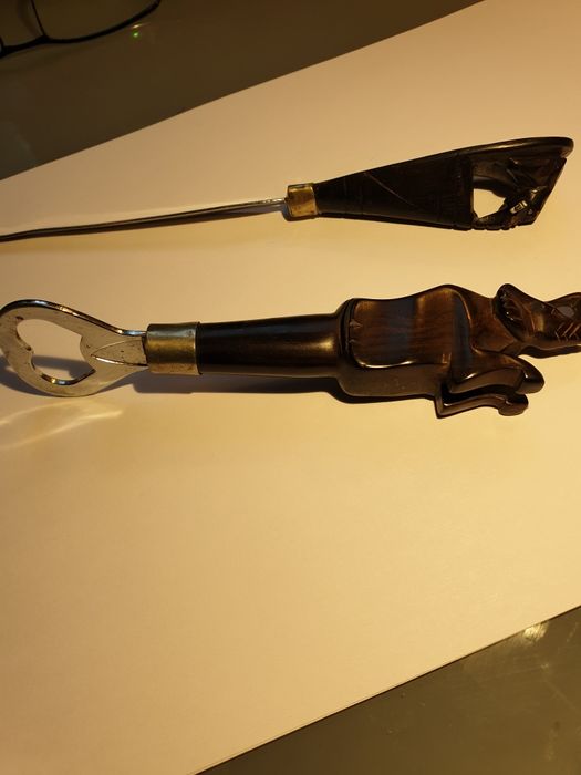 Otwieracz do kapsli + nożyk do gazet SŁOŃIE