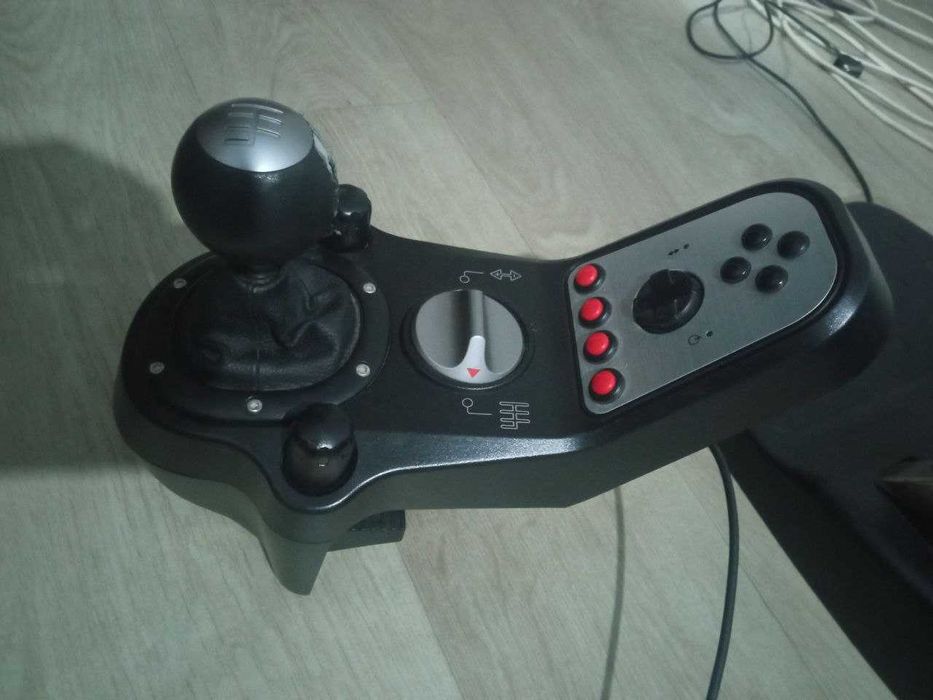 Кермо Logitech G25 Повний комлект