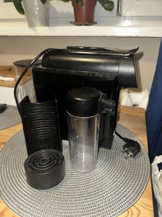 Ekspres kapsułkowy Delta Q mini