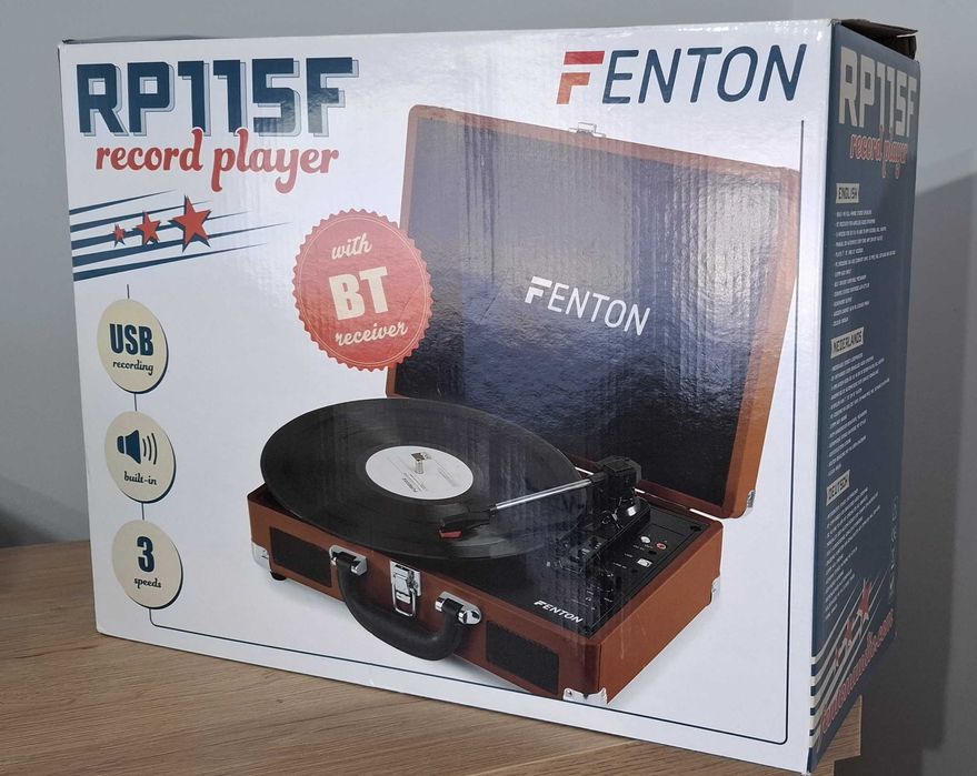 Gramofon walizkowy FENTON