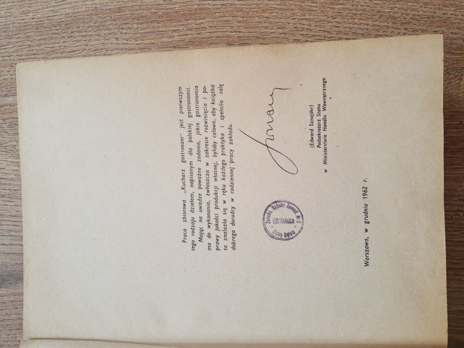 Książka kucharz gastronom wydanie zbiorowe z 1962 roku