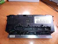 Блок управління клімат-контролем Audi A4 8E0820043J