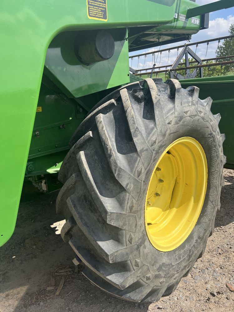 1350м/г комбайн John Deere 1042 як новий!!!