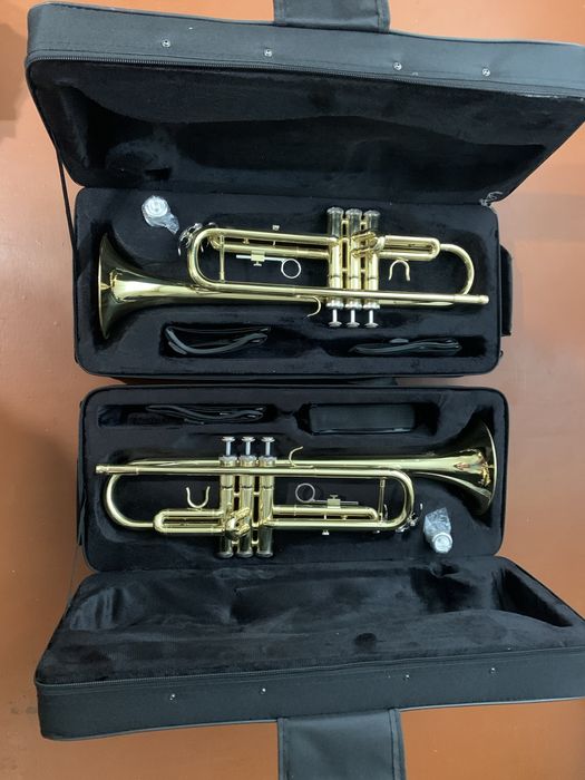 Труба Американська нова, флейта, саксофони та аксесуари, пюпітри.