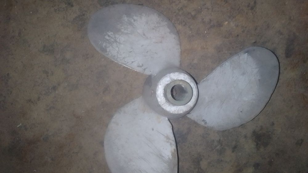 Лодочный мотор "Нептун-23"